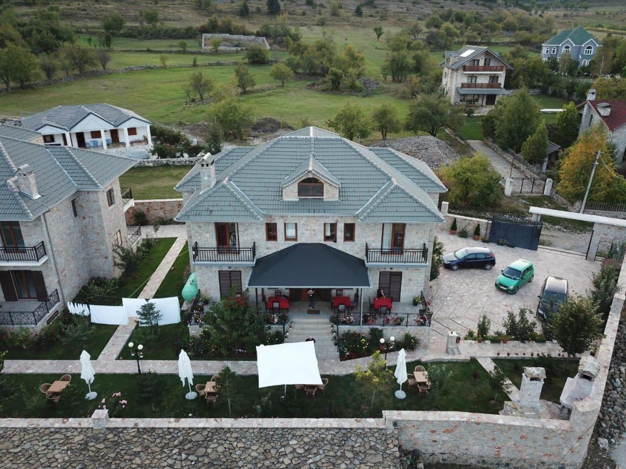 Vila Panorama Voskopoje Hotell Eksteriør bilde