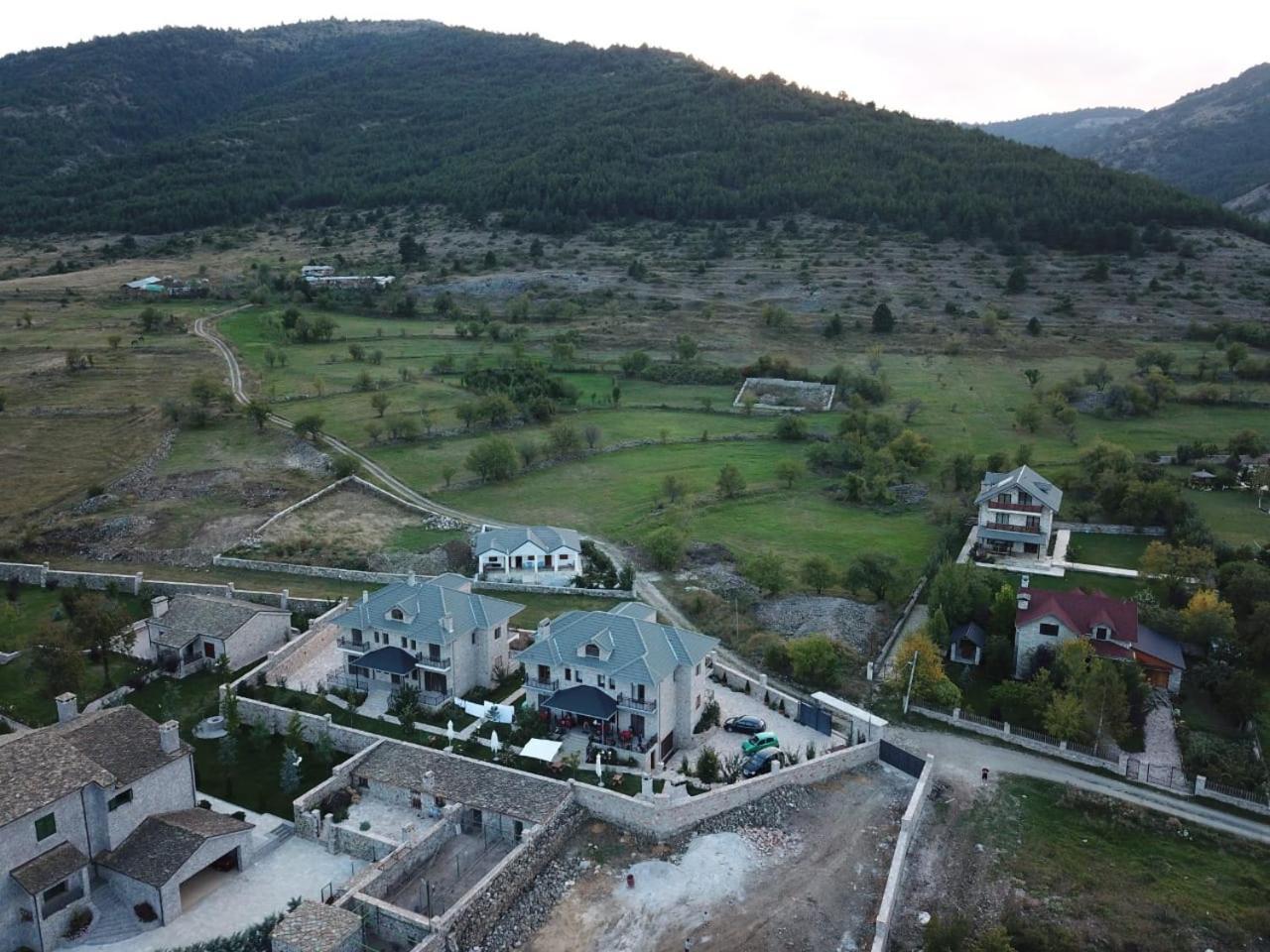 Vila Panorama Voskopoje Hotell Eksteriør bilde